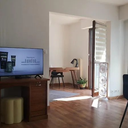 Lumineux A Epinal, Ideal Pour 2-3 Personnes Avec Wifi - Fr-1-589-768