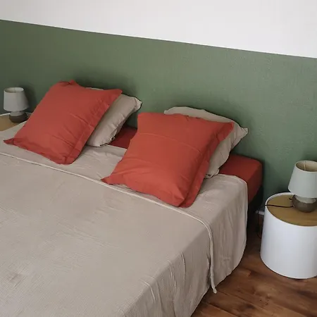 Appartement Lumineux A Epinal, Ideal Pour 2-3 Personnes Avec Wifi - Fr-1-589-768 *